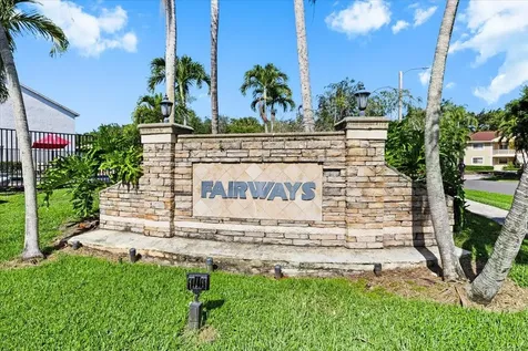 115 Fairway Lane Royal Palm Beach FL 33411