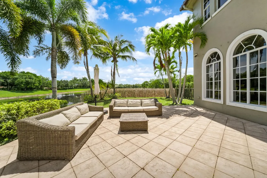 11244 NW 77th Place Parkland FL 33076