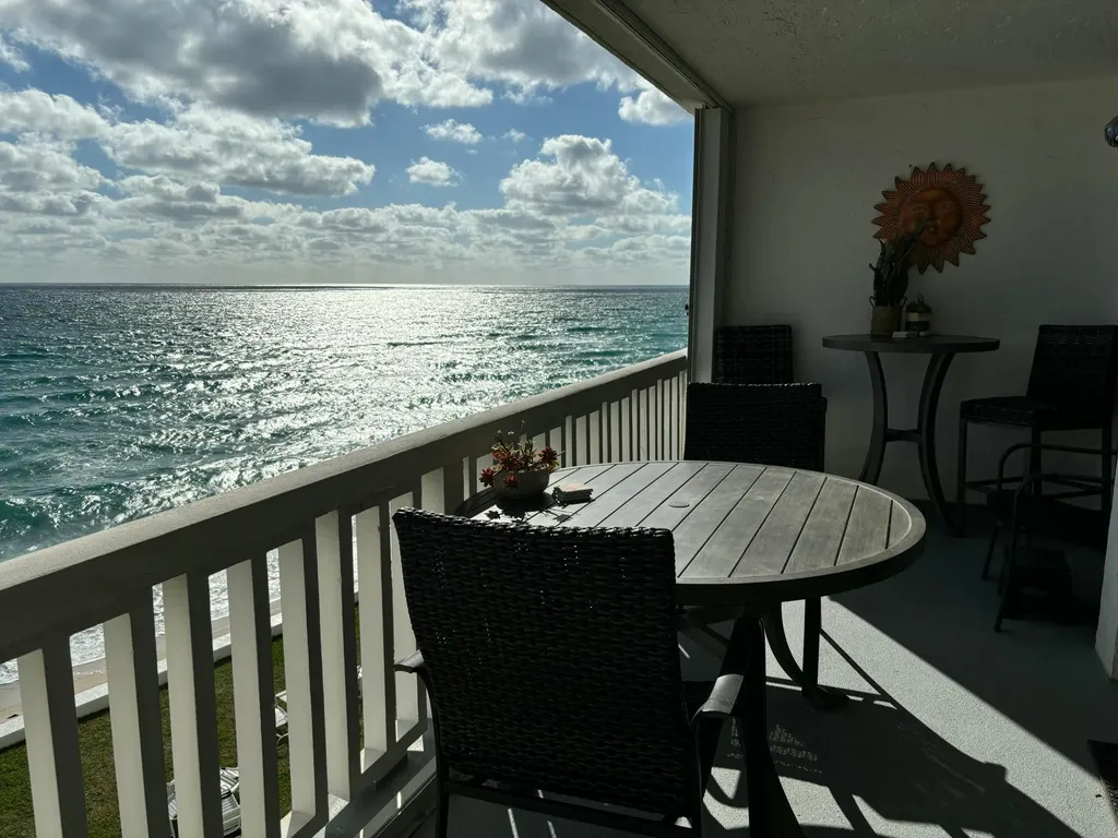 3570 S Ocean Boulevard South Palm Beach FL 33480