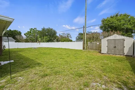 1609 SE Clearmont Street Port St Lucie FL 34983