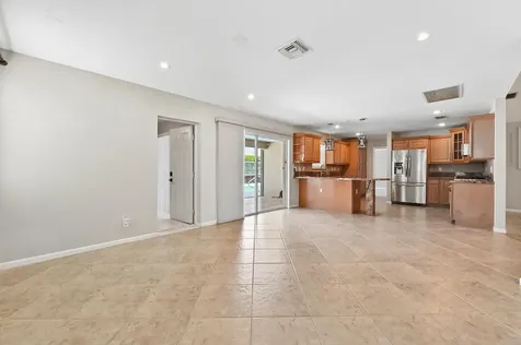 1163 Peninsula Way Greenacres FL 33413