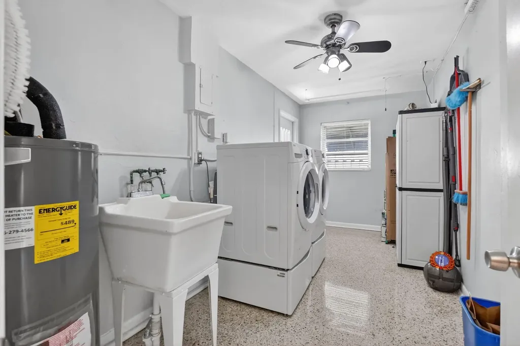 456 NE 28th Terrace Boca Raton FL 33431