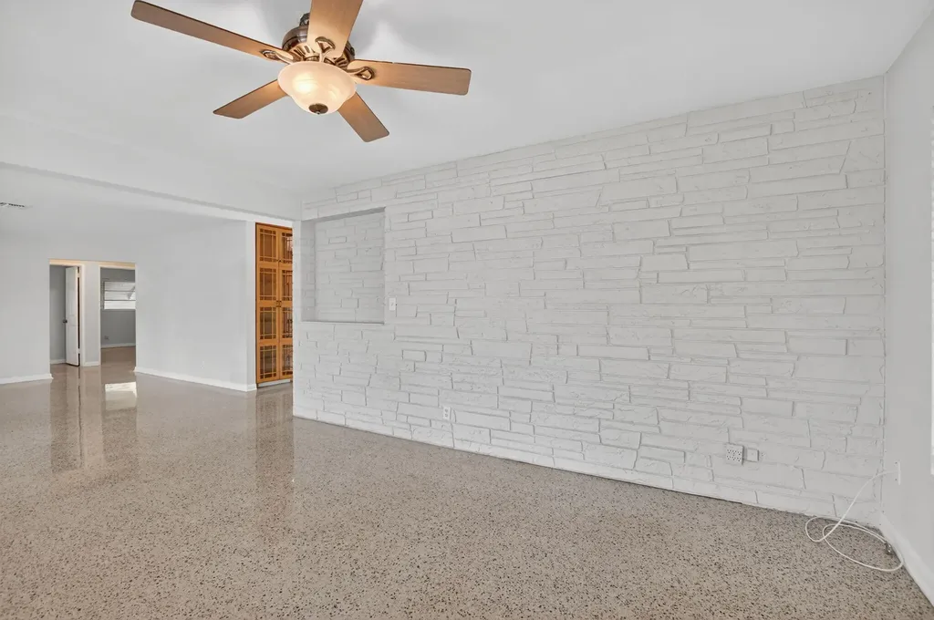 456 NE 28th Terrace Boca Raton FL 33431