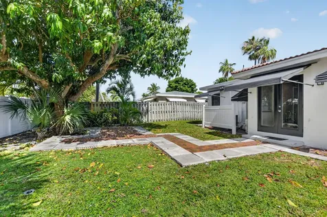 456 NE 28th Terrace Boca Raton FL 33431