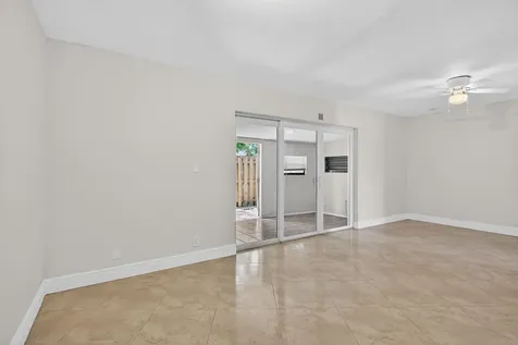 5646 Blueberry Court Lauderhill FL 33313