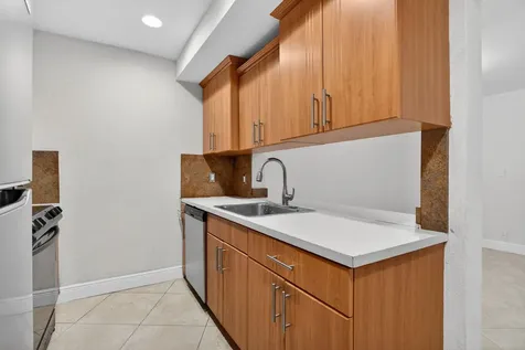 5646 Blueberry Court Lauderhill FL 33313