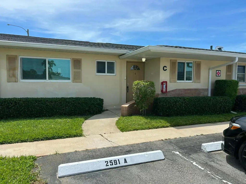 2591 W Barkley Drive Drive W West Palm Beach FL 33415