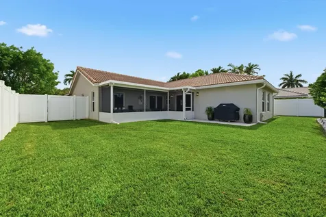 1971 NW 44th Street Oakland Park FL 33309