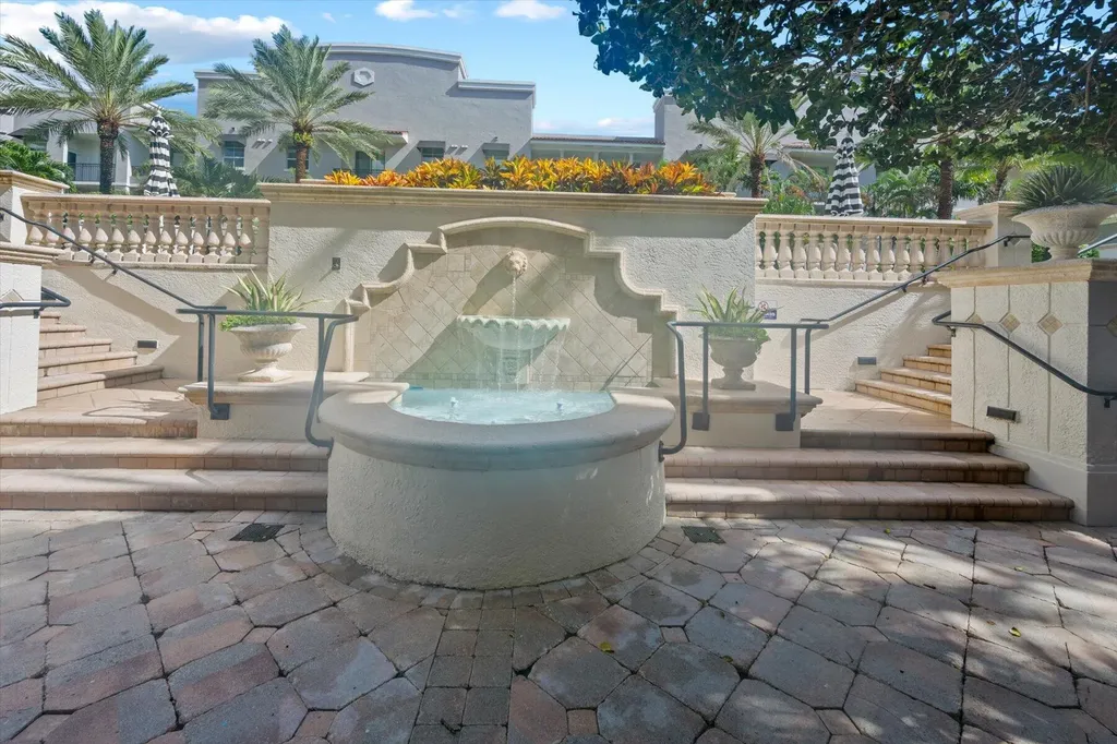 600 S Dixie Highway West Palm Beach FL 33401