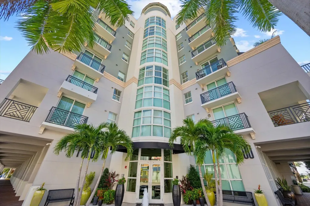 600 S Dixie Highway West Palm Beach FL 33401