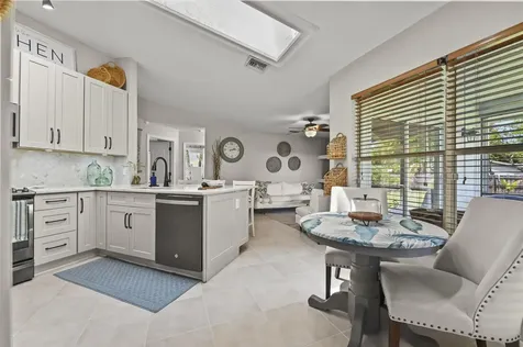 118 Royal Pine Circle N Royal Palm Beach FL 33411