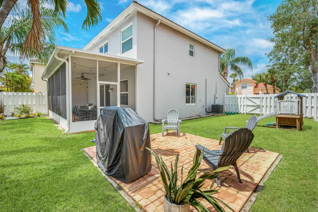 8102 Pelican Harbour Drive Lake Worth FL 33467