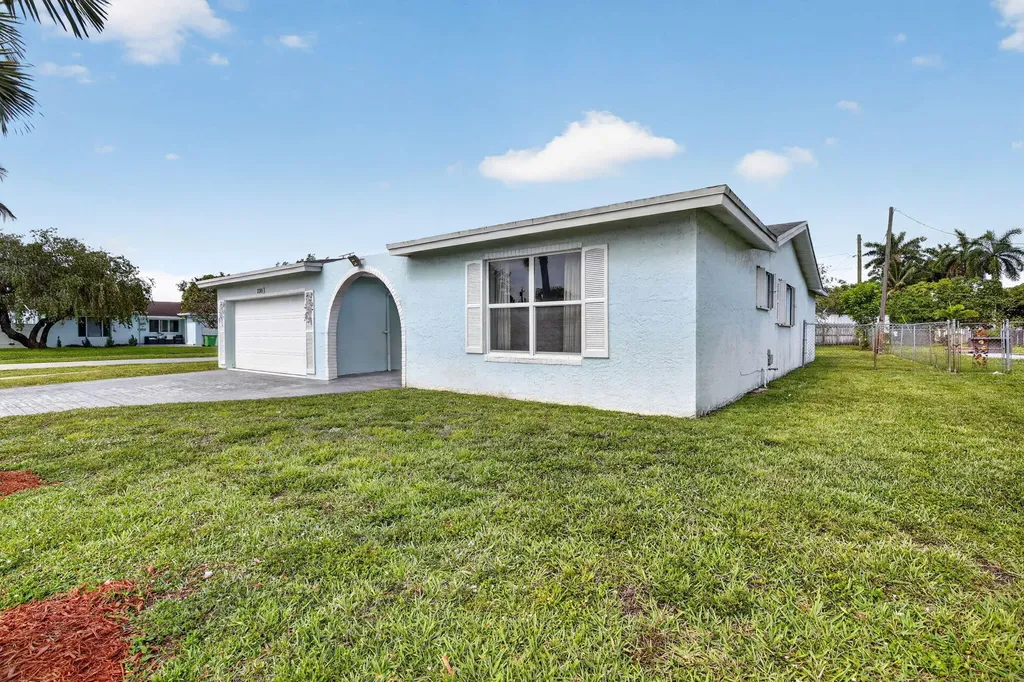 2205 NW 72nd Avenue Sunrise FL 33313