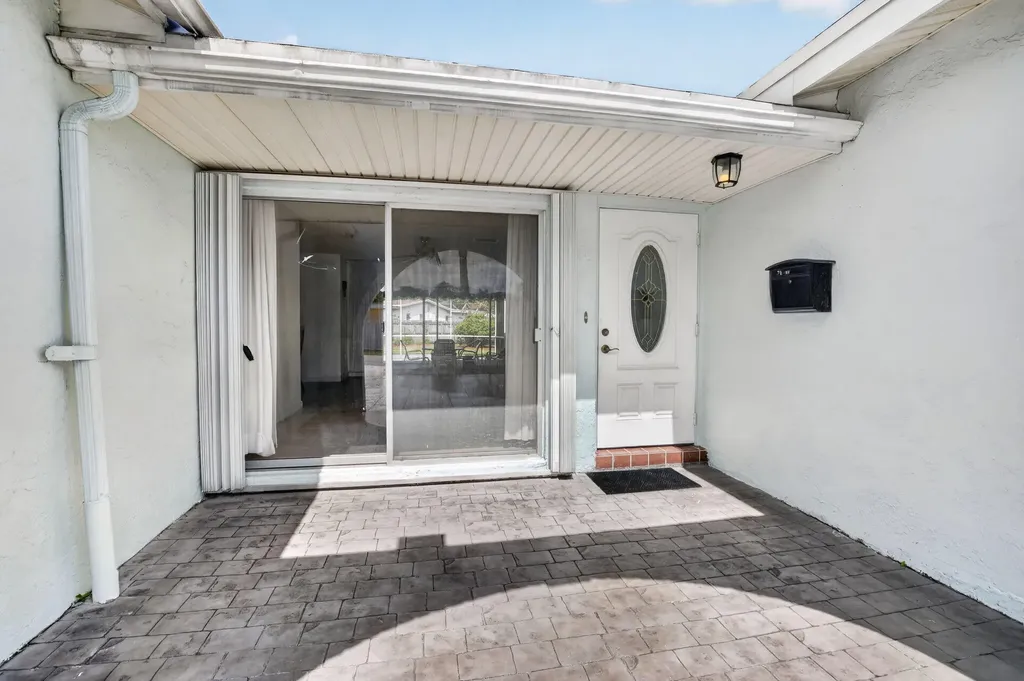 2205 NW 72nd Avenue Sunrise FL 33313