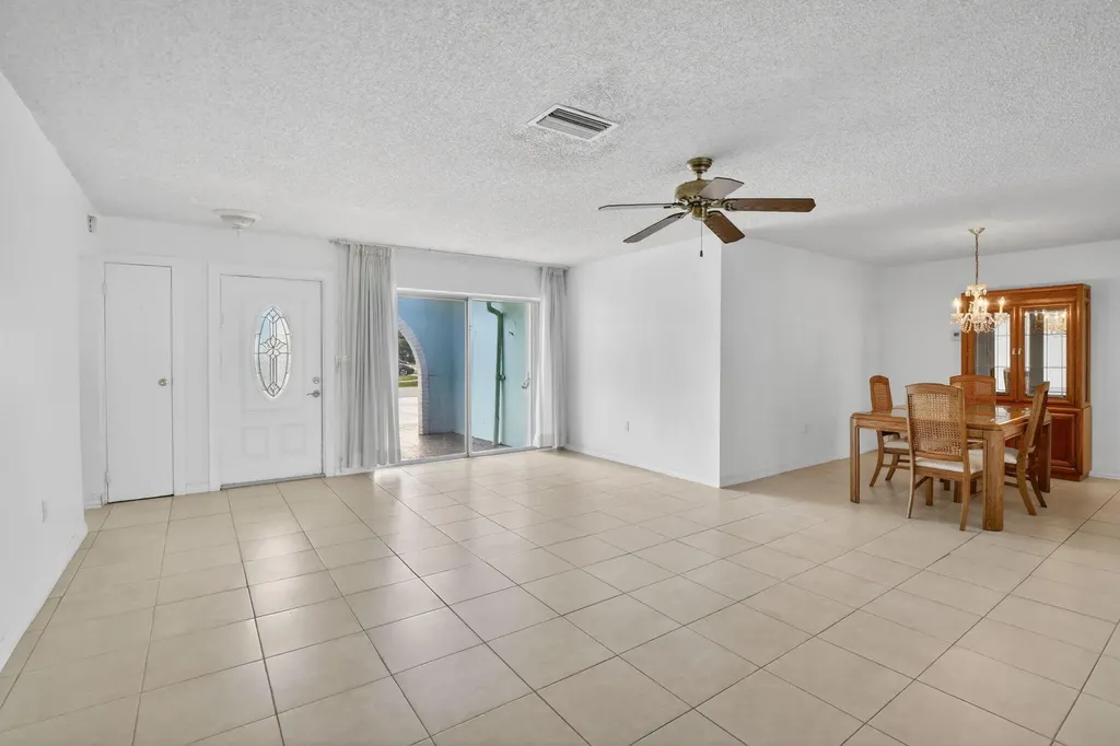 2205 NW 72nd Avenue Sunrise FL 33313