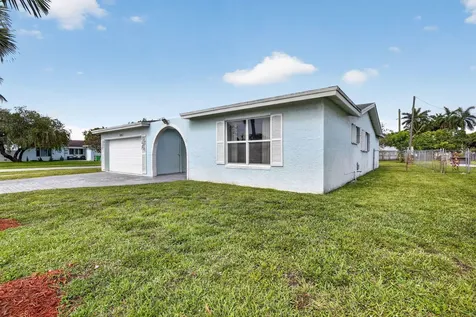 2205 NW 72nd Avenue Sunrise FL 33313