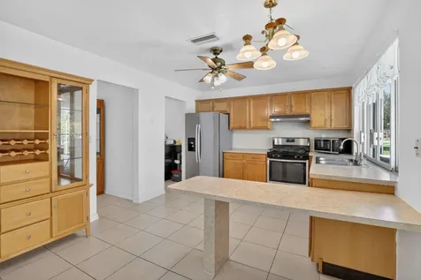 2205 NW 72nd Avenue Sunrise FL 33313