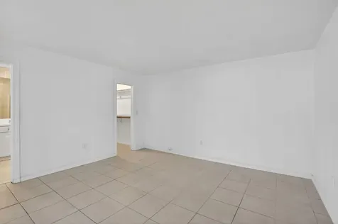 2205 NW 72nd Avenue Sunrise FL 33313