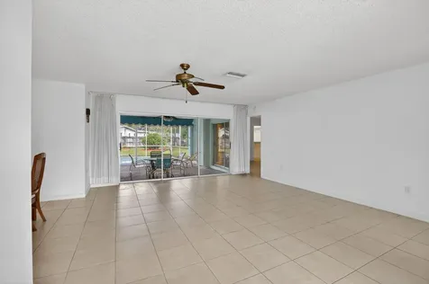 2205 NW 72nd Avenue Sunrise FL 33313