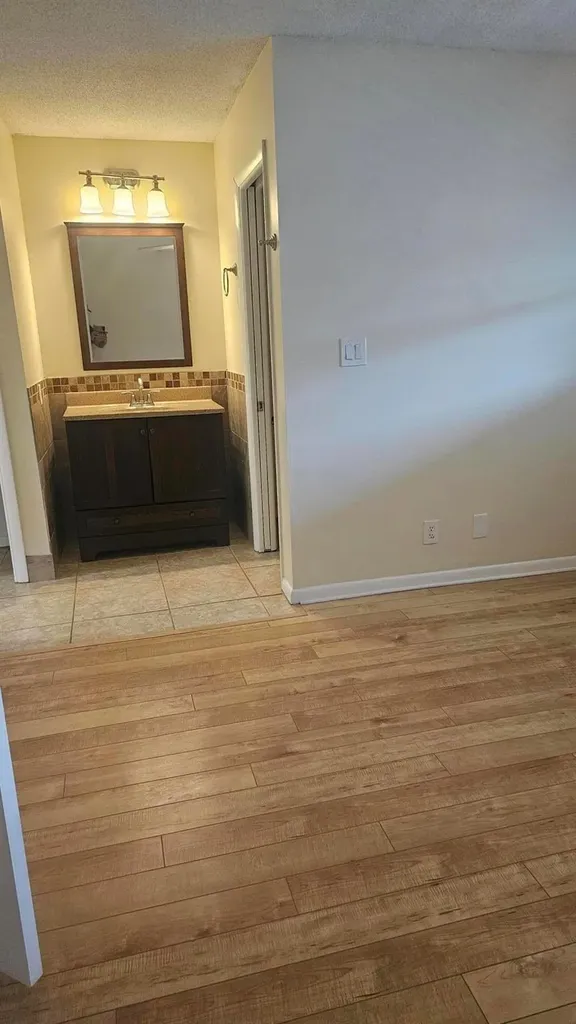 10821 N Military Trail Palm Beach Gardens FL 33410