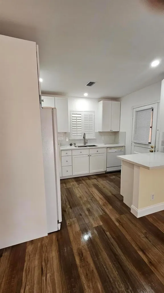 10821 N Military Trail Palm Beach Gardens FL 33410