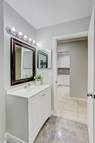 3011 SW 21st Terrace Delray Beach FL 33445