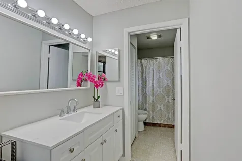 3011 SW 21st Terrace Delray Beach FL 33445