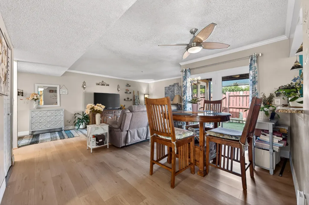 124 Sherwood Circle Jupiter FL 33458