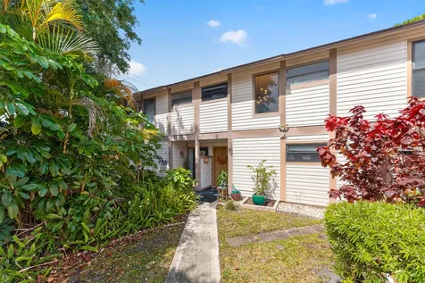 124 Sherwood Circle Jupiter FL 33458