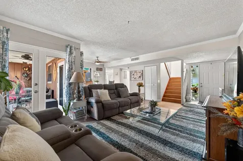 124 Sherwood Circle Jupiter FL 33458