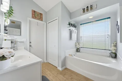 5718 NW Alcazar Terrace Port St Lucie FL 34986