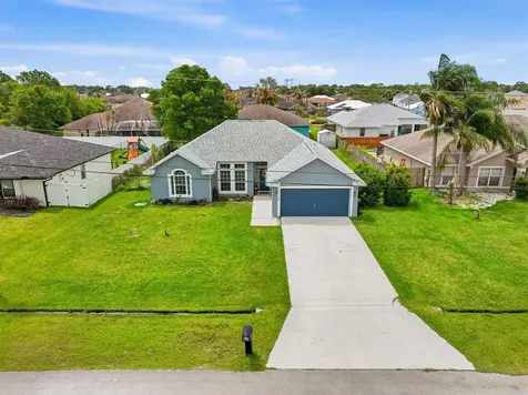 5718 NW Alcazar Terrace Port St Lucie FL 34986