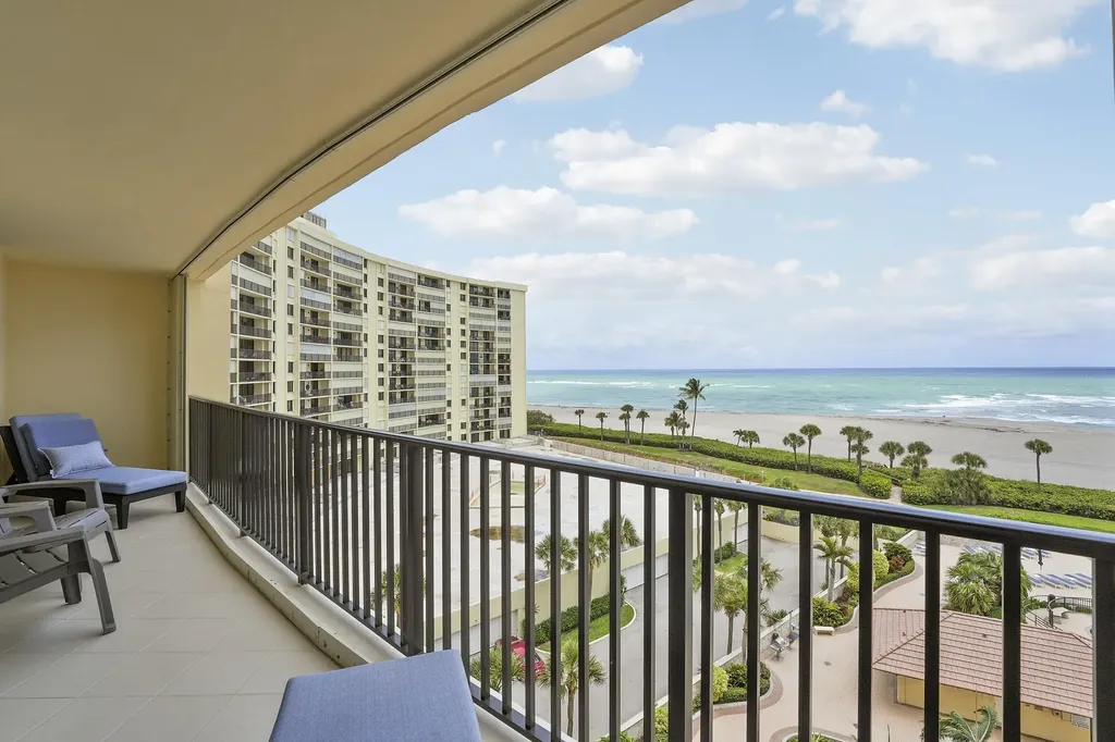 300 Ocean Trail Way Jupiter FL 33477