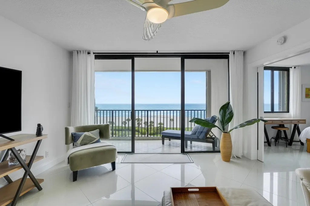 300 Ocean Trail Way Jupiter FL 33477