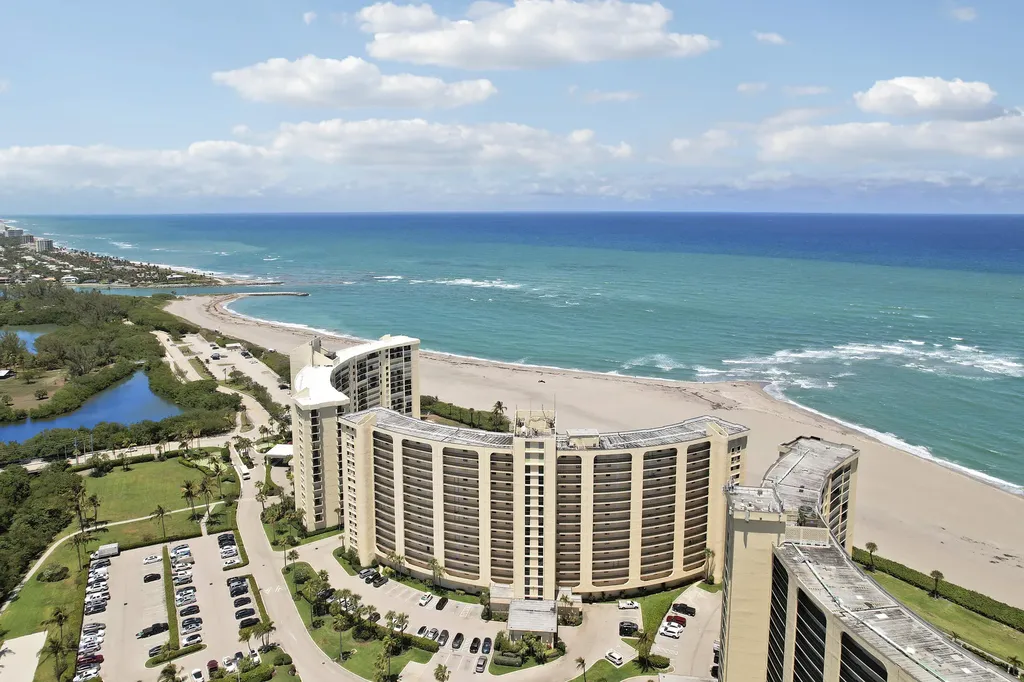 300 Ocean Trail Way Jupiter FL 33477