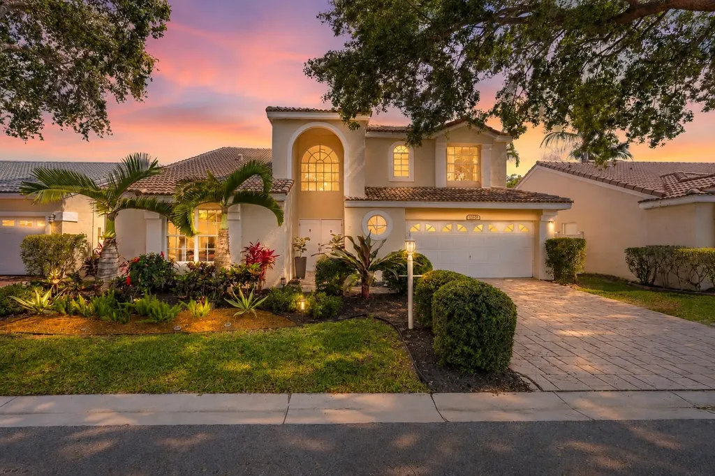 10101 Oak Bark Lane Palm Beach Gardens FL 33410