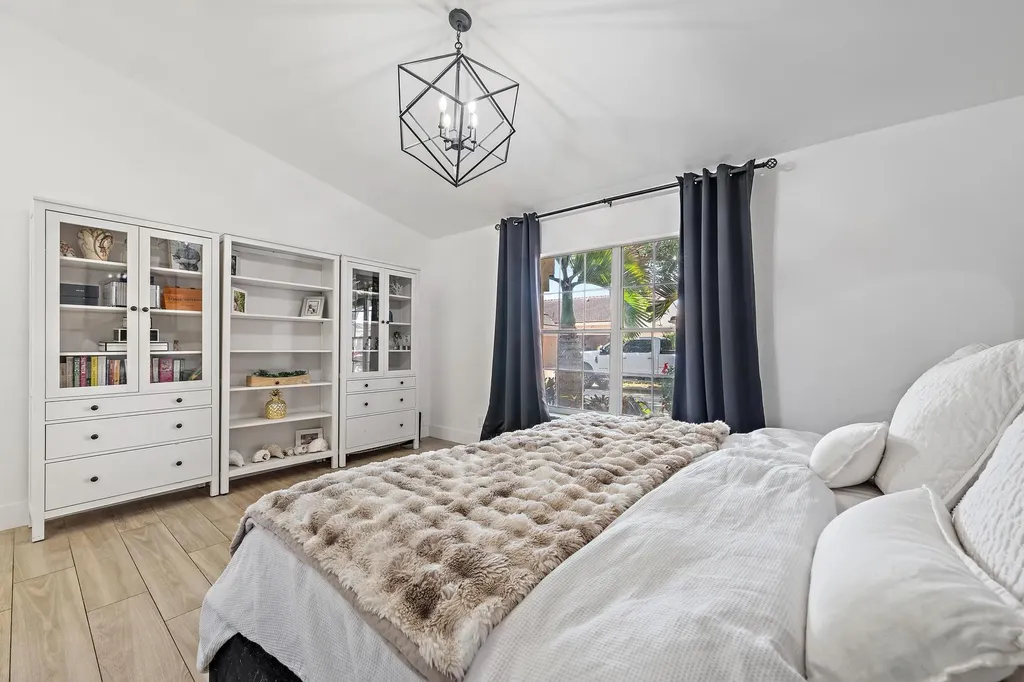 10101 Oak Bark Lane Palm Beach Gardens FL 33410