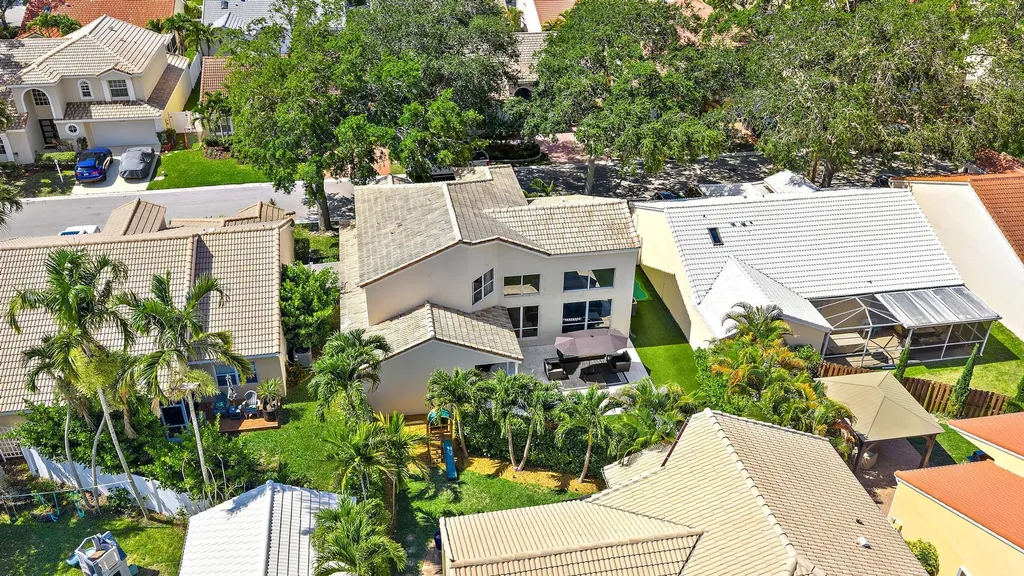 10101 Oak Bark Lane Palm Beach Gardens FL 33410