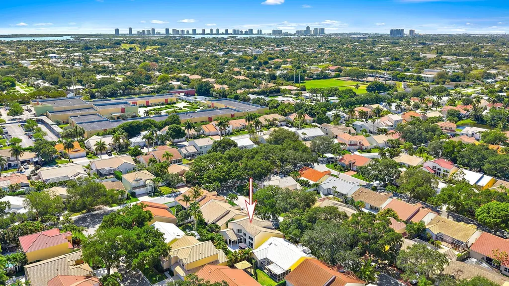 10101 Oak Bark Lane Palm Beach Gardens FL 33410