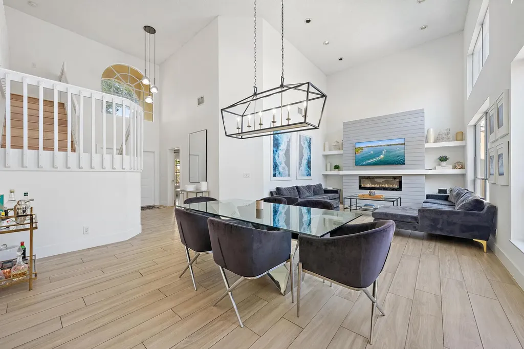 10101 Oak Bark Lane Palm Beach Gardens FL 33410