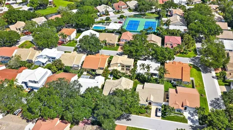 10101 Oak Bark Lane Palm Beach Gardens FL 33410