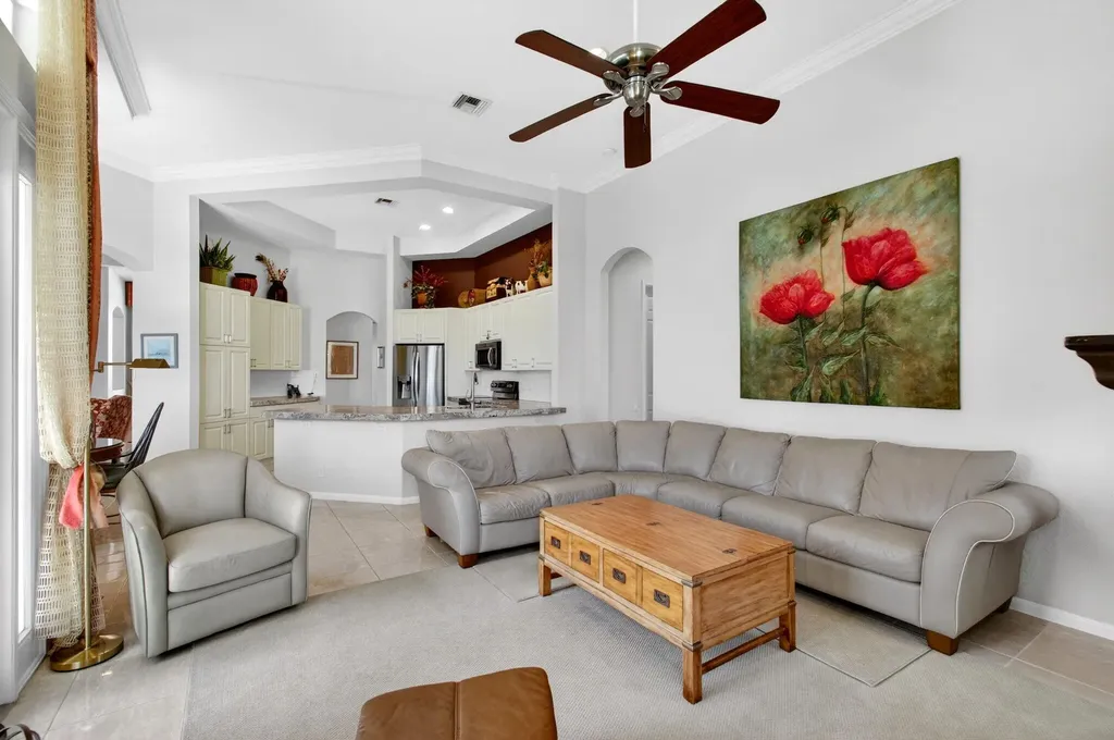 9725 Asti Lane Lake Worth FL 33467