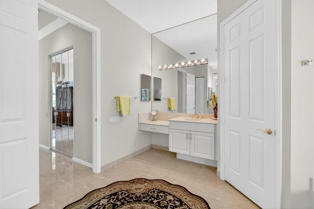 9725 Asti Lane Lake Worth FL 33467