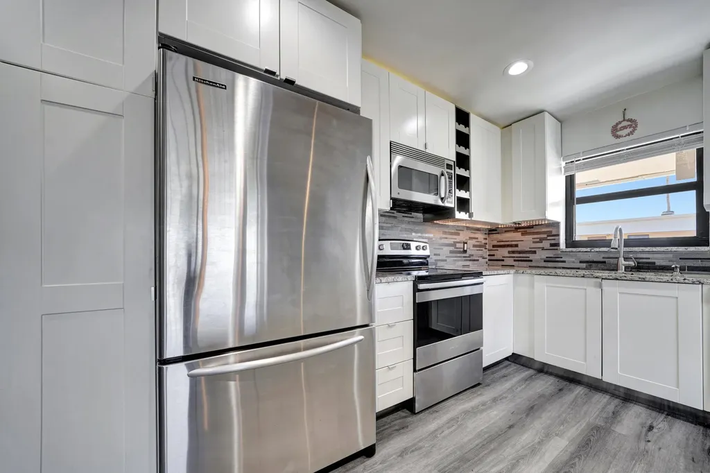 516 Osprey Drive Delray Beach FL 33444