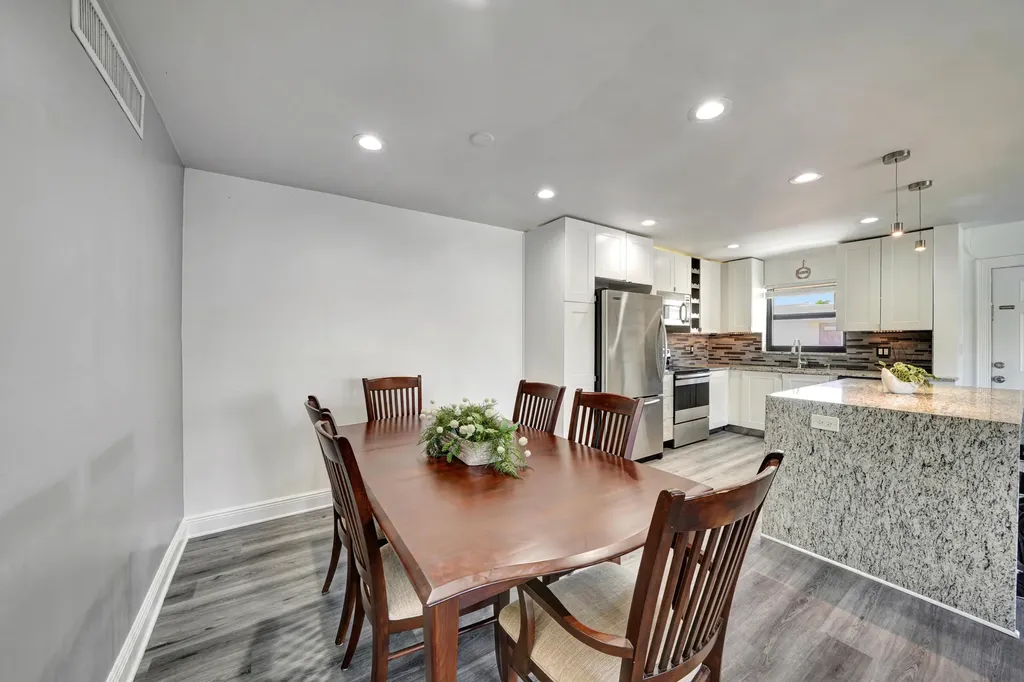 516 Osprey Drive Delray Beach FL 33444