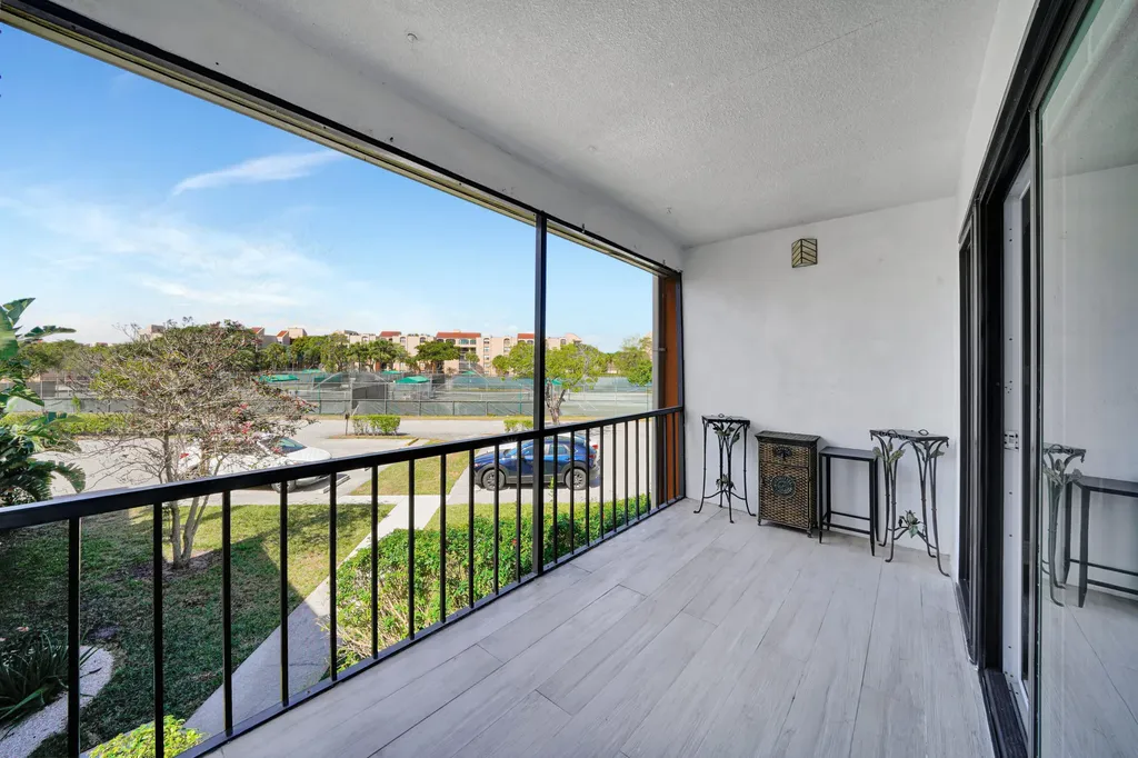 516 Osprey Drive Delray Beach FL 33444