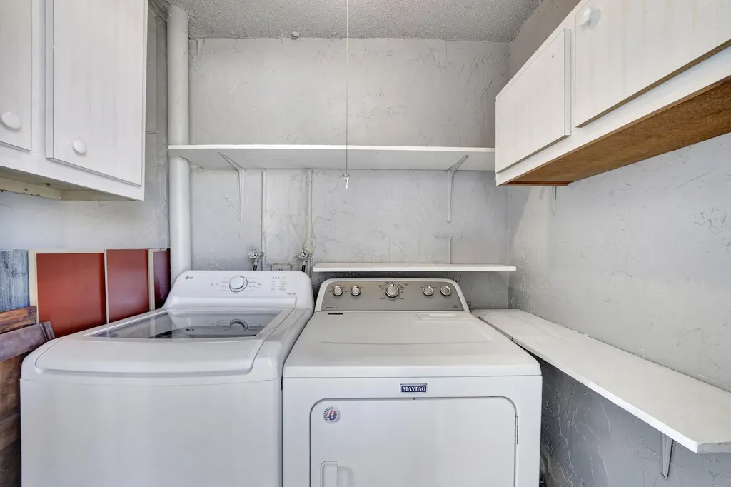 516 Osprey Drive Delray Beach FL 33444