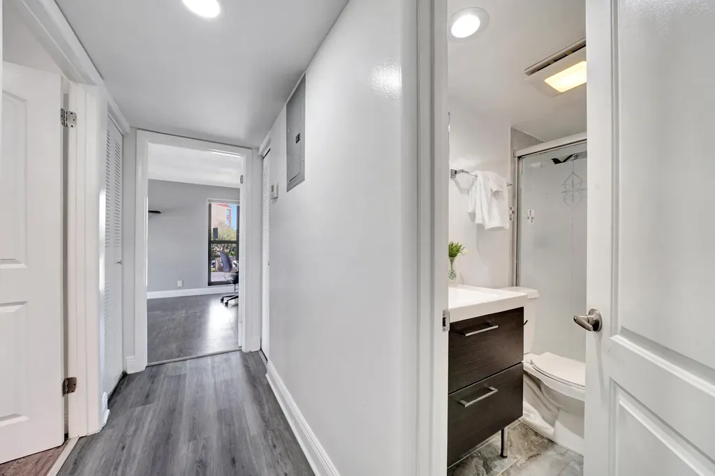 516 Osprey Drive Delray Beach FL 33444