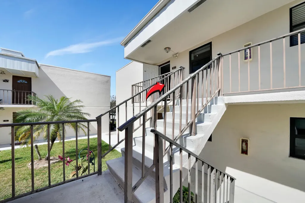 516 Osprey Drive Delray Beach FL 33444