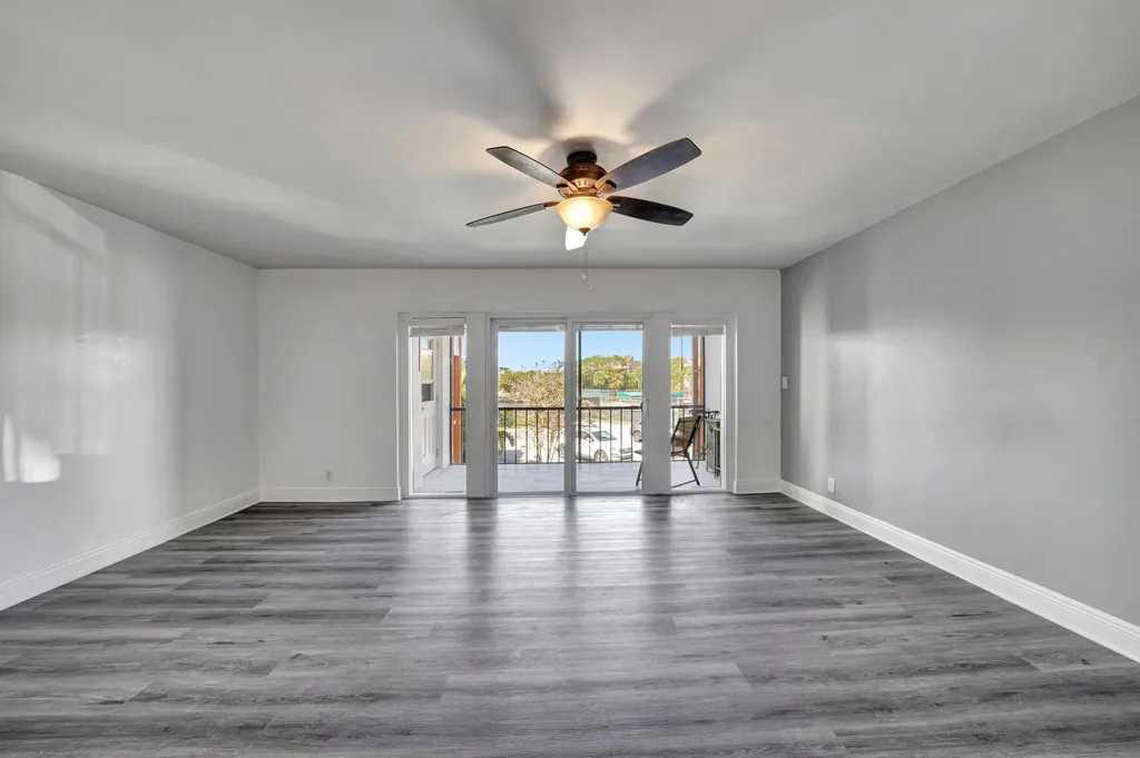 516 Osprey Drive Delray Beach FL 33444
